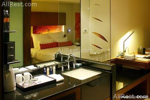 Millennium Resort Patong 16
